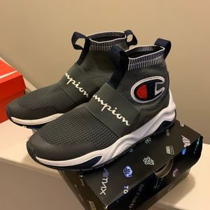 Champion shoes size 6 boys